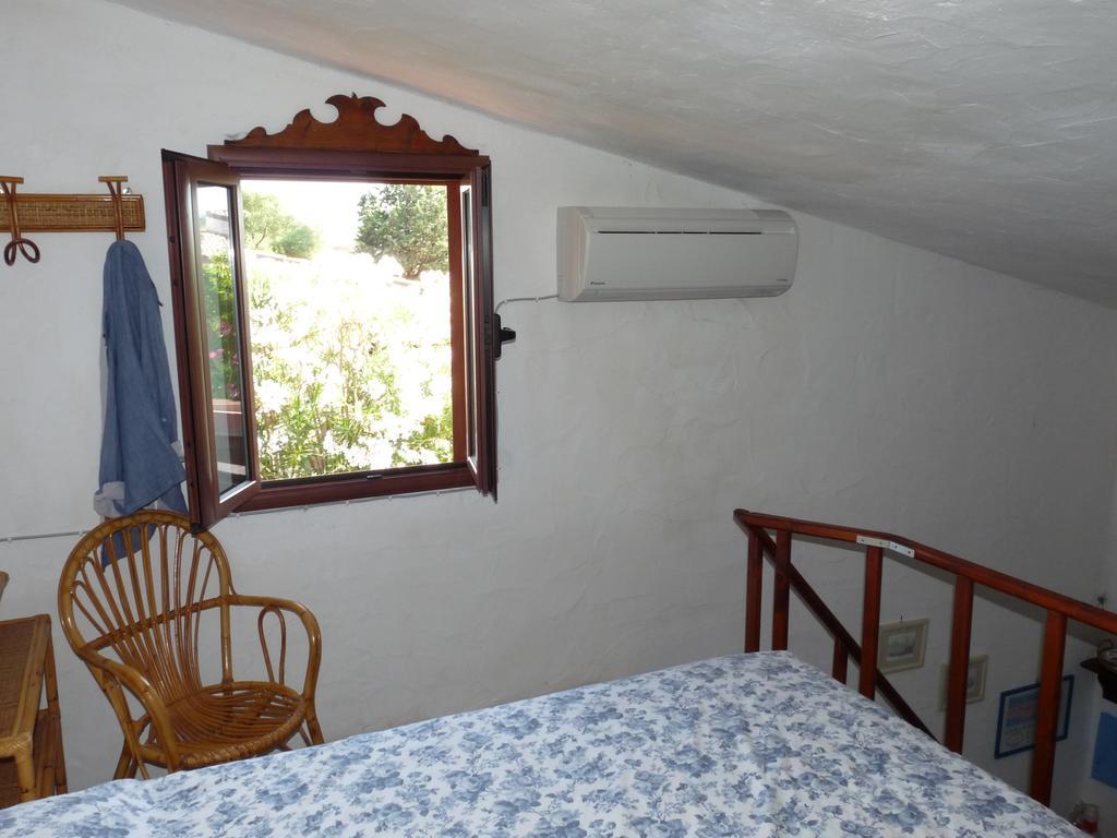 Monolocale San Teodoro Appartement Kamer foto
